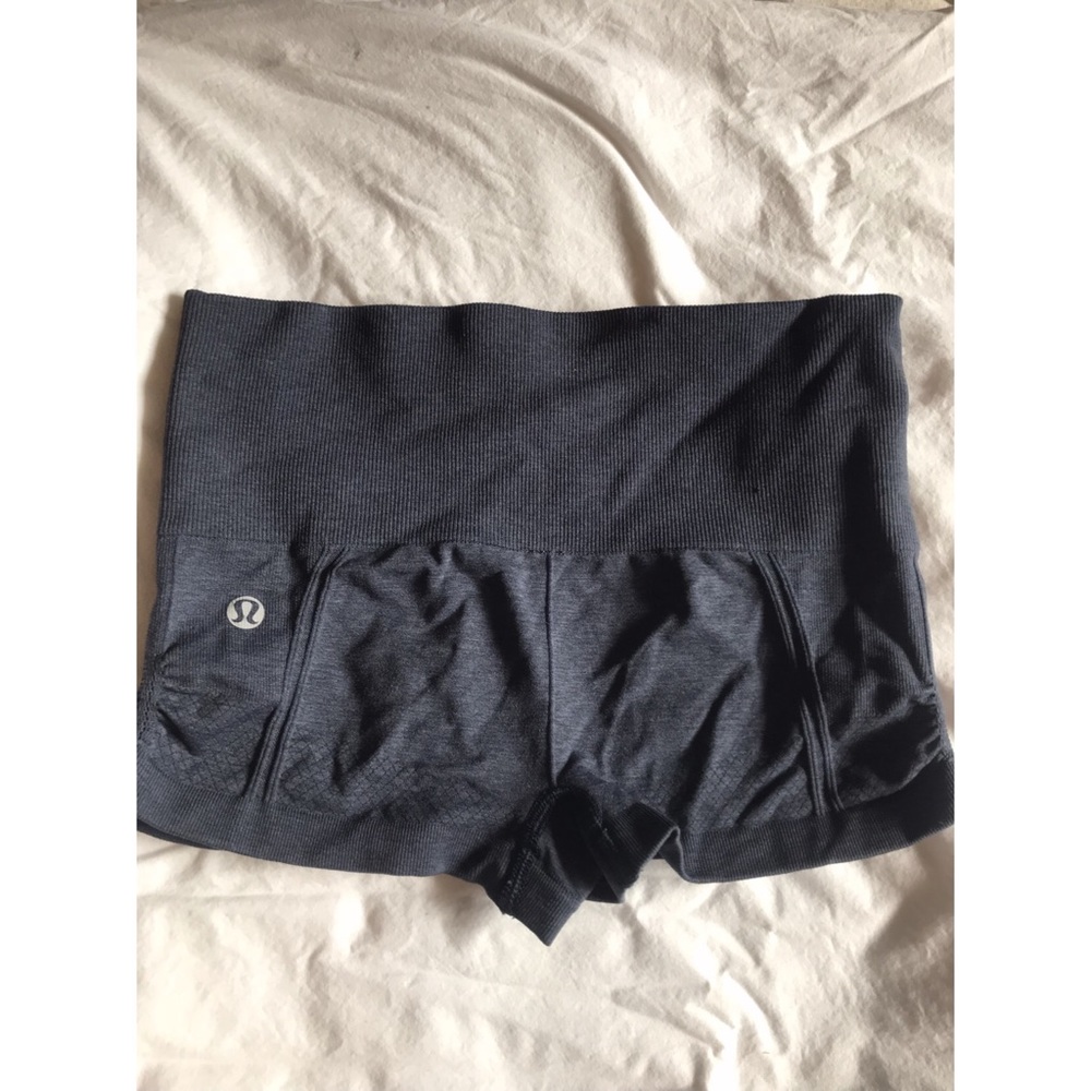 Lululemon seamless spandex short